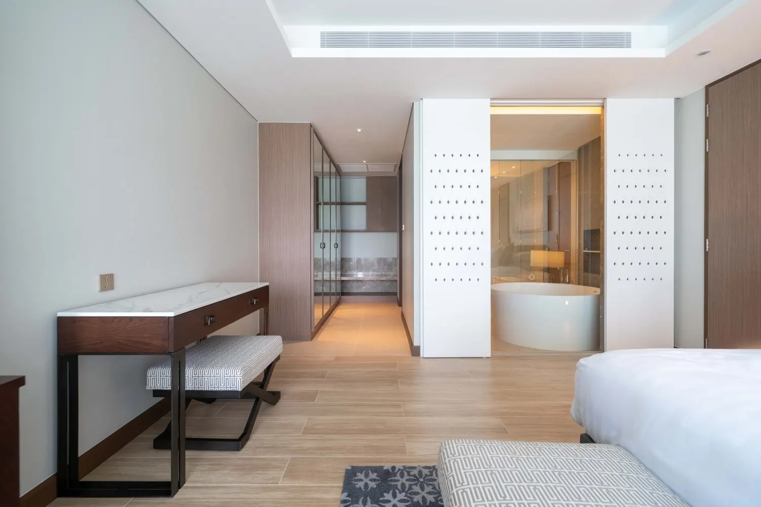 Property image - full photo 21