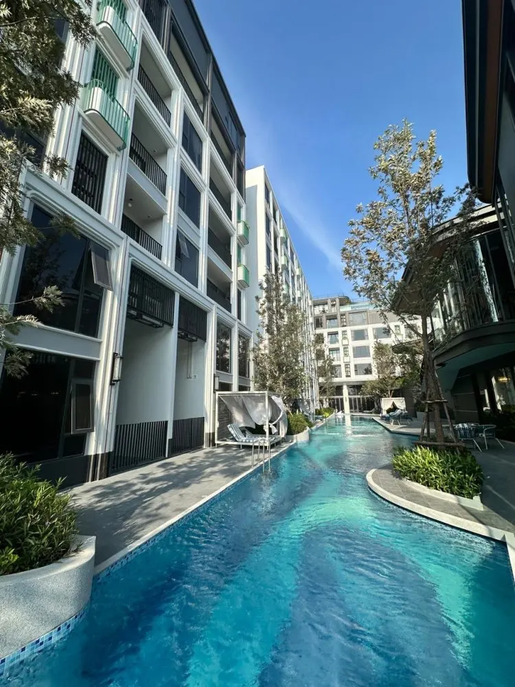 Property image - full photo 1