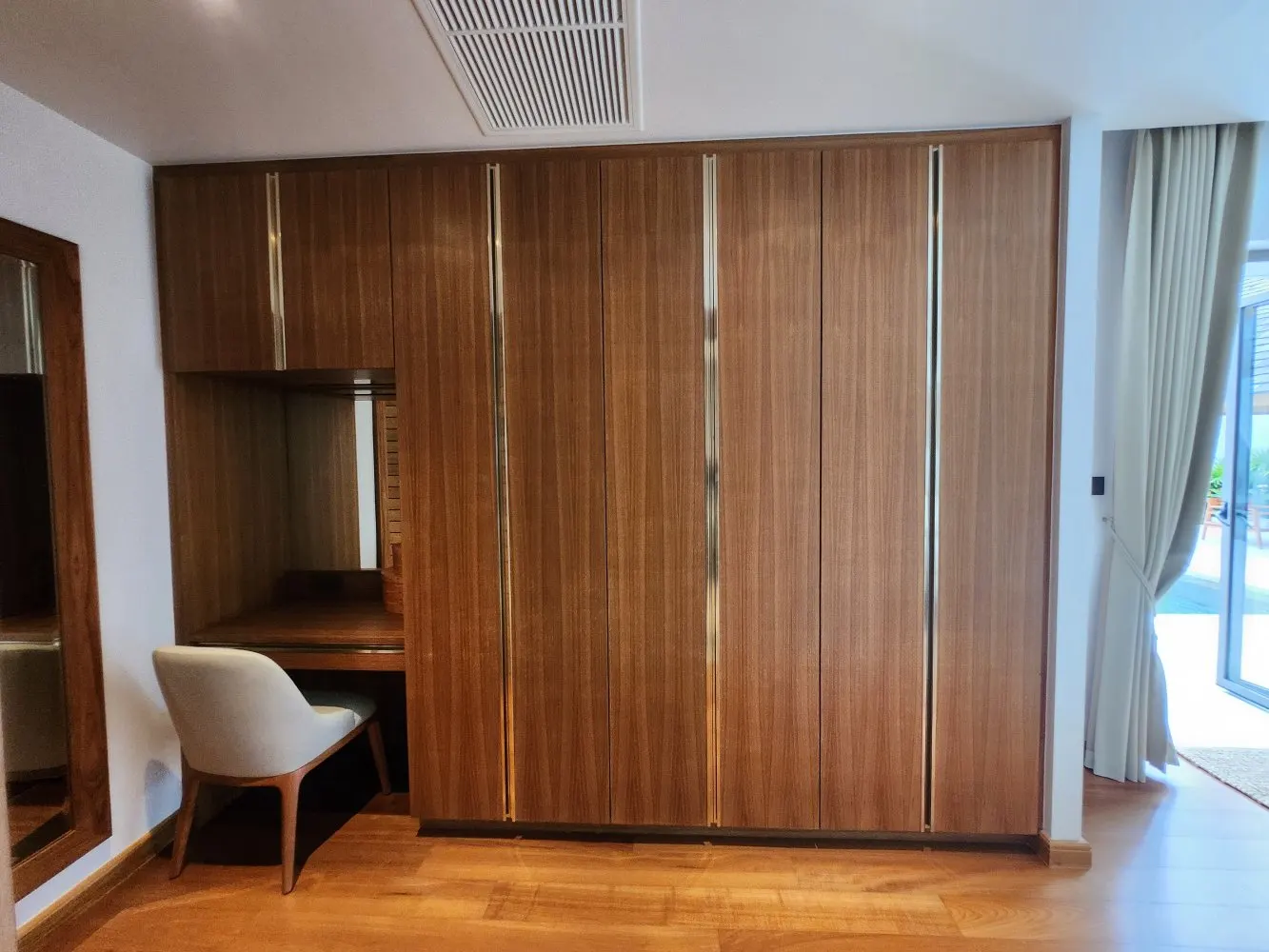 Property image - full photo 14