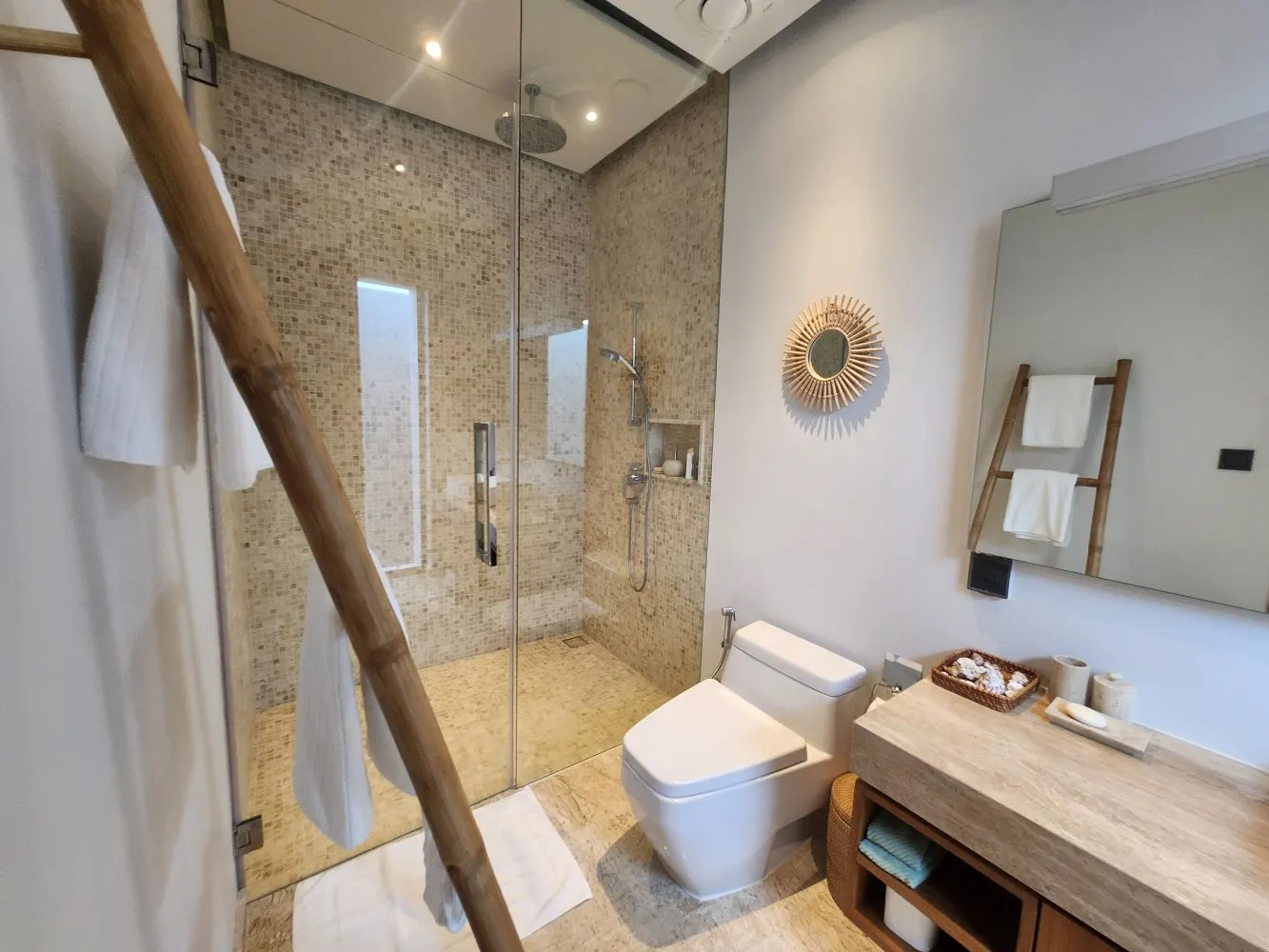 Property image - full photo 24