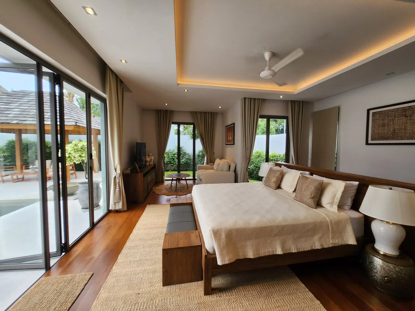 Property image - full photo 36