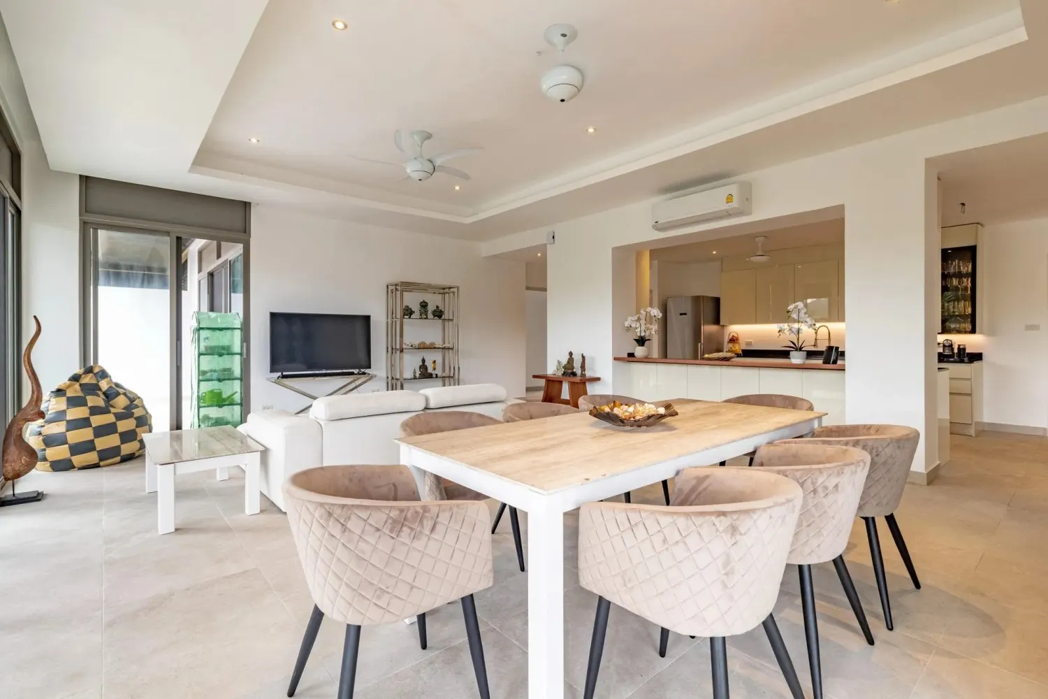 Property image - full photo 5