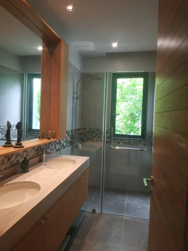 Property image - full photo 11