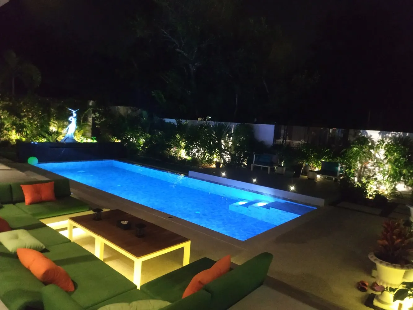 Property image - full photo 16