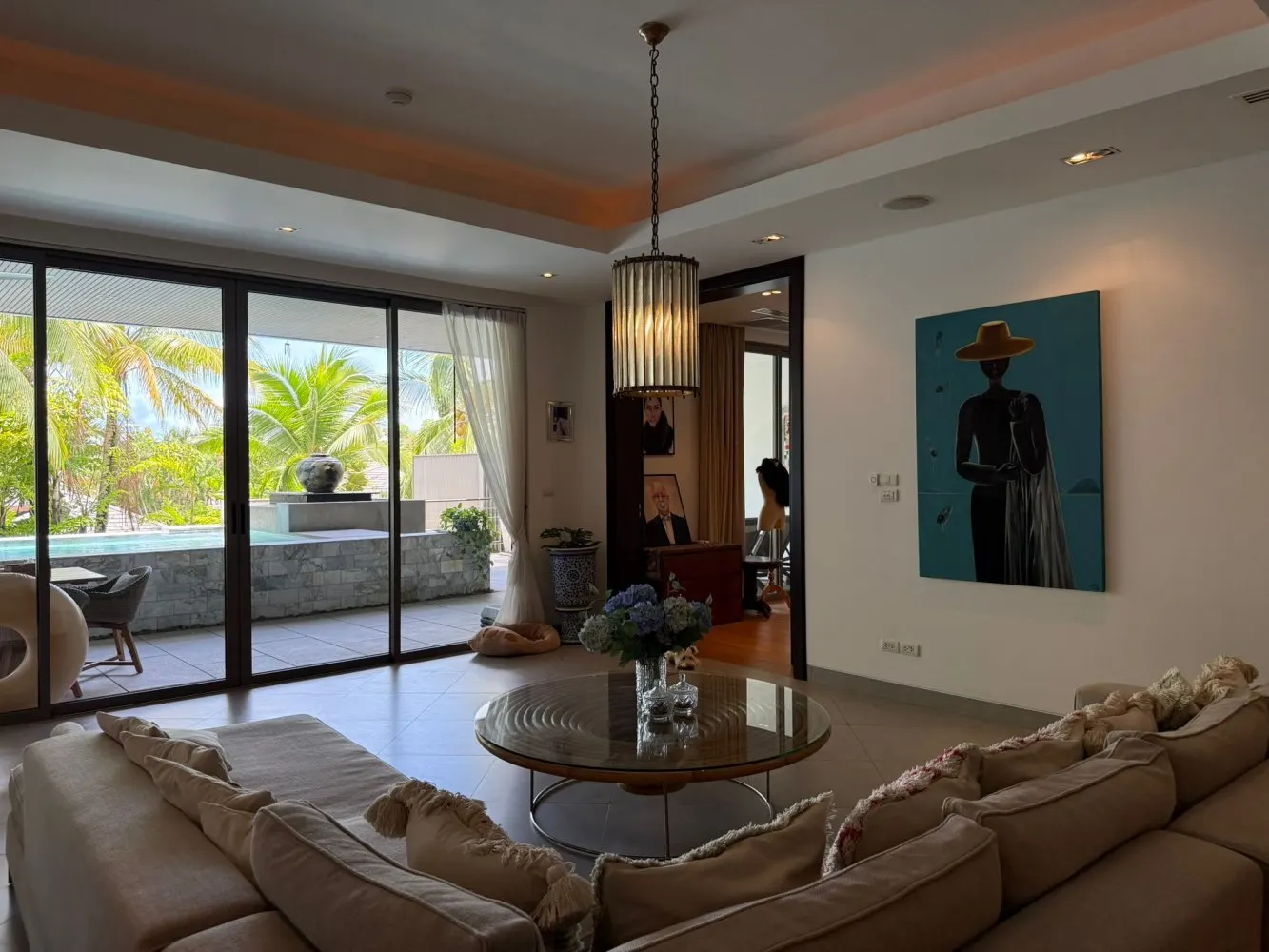 Property image - full photo 11