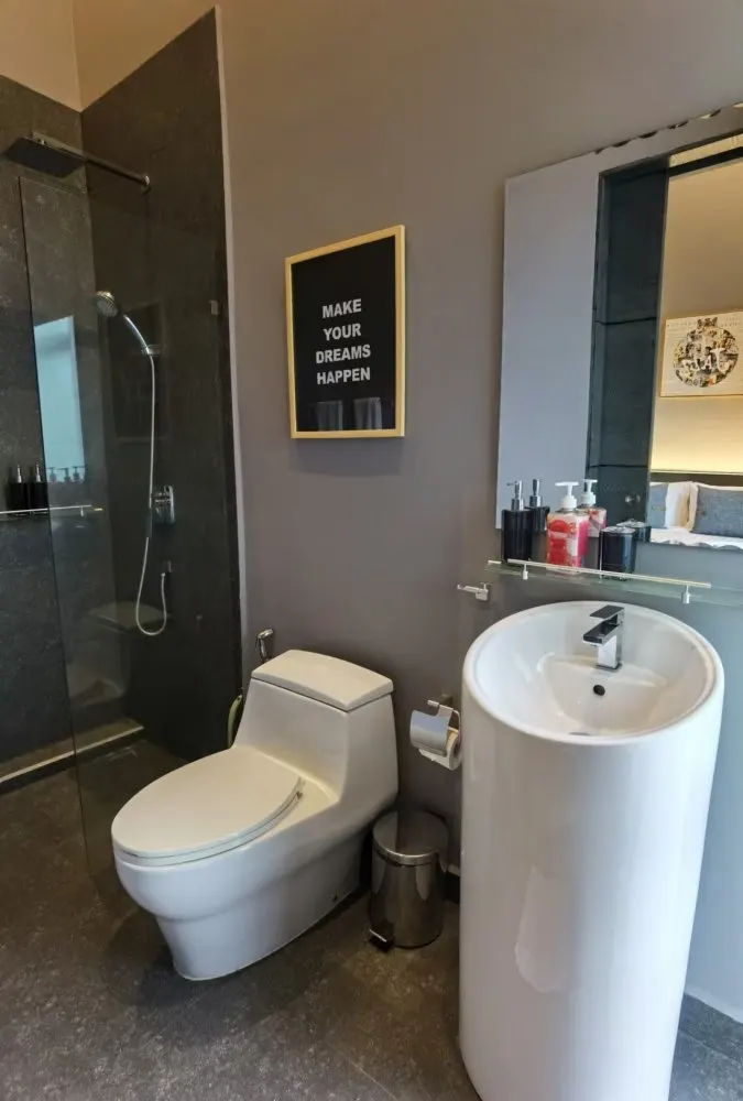 Property image - full photo 25