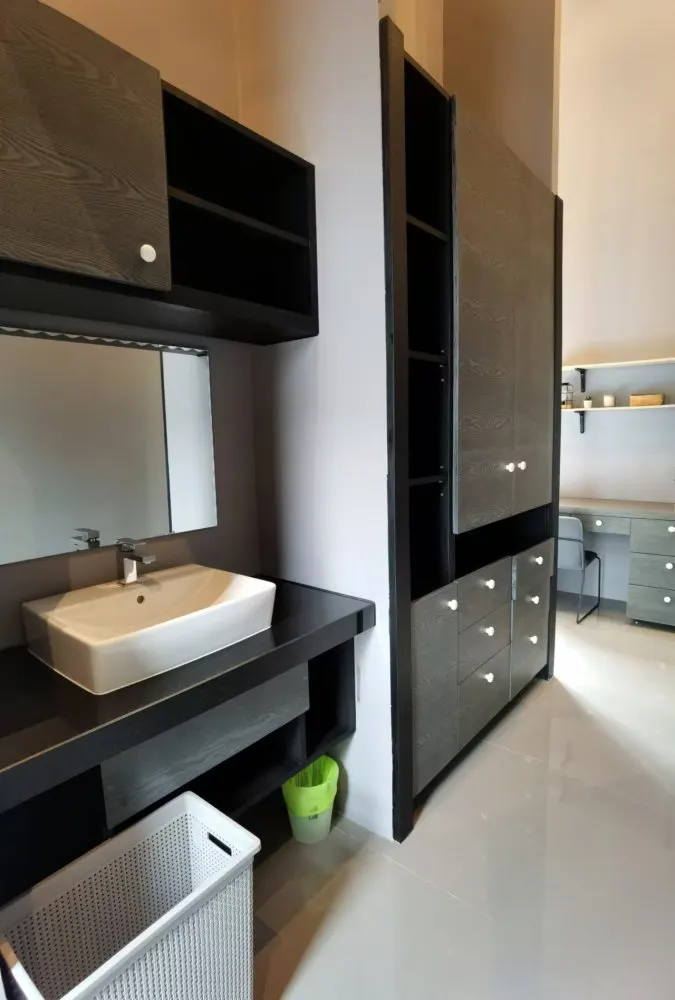 Property image - full photo 9