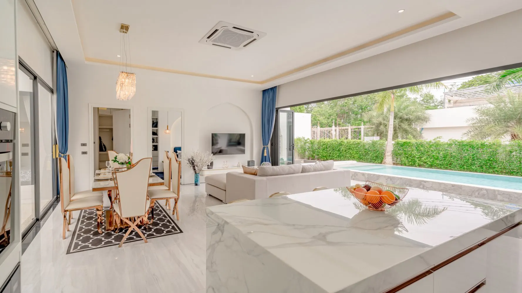 Property image - full photo 5