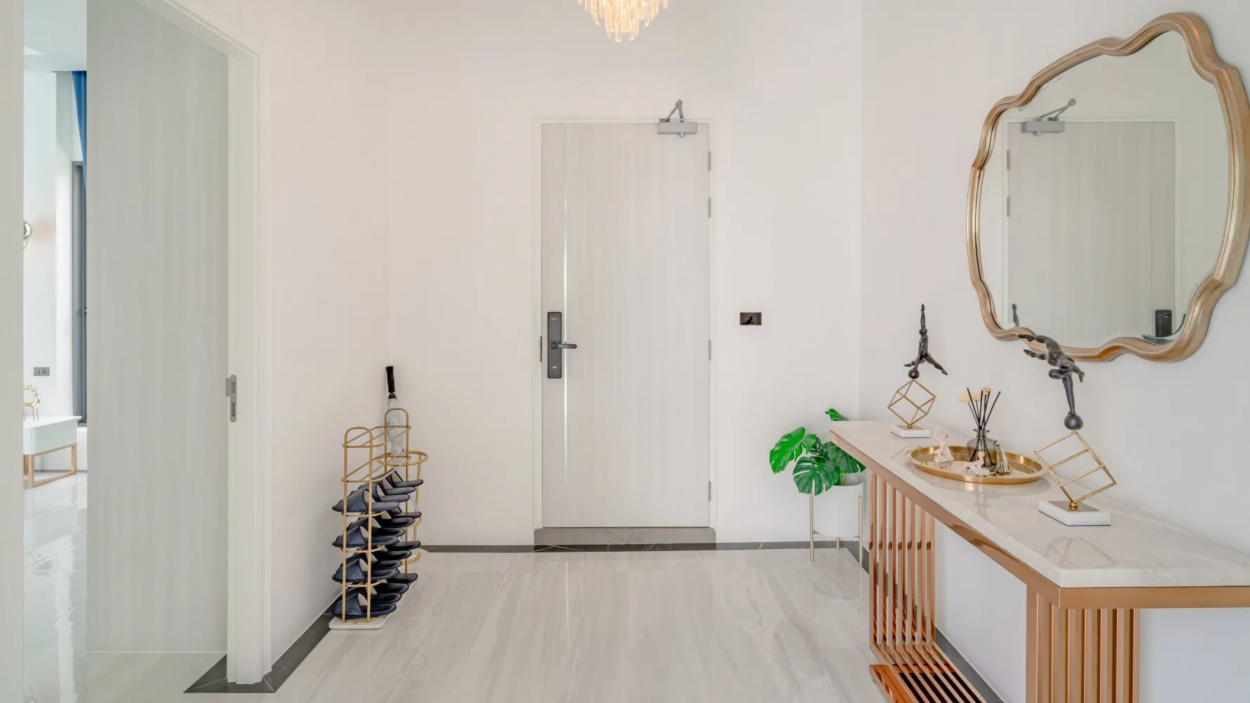 Property image - full photo 6