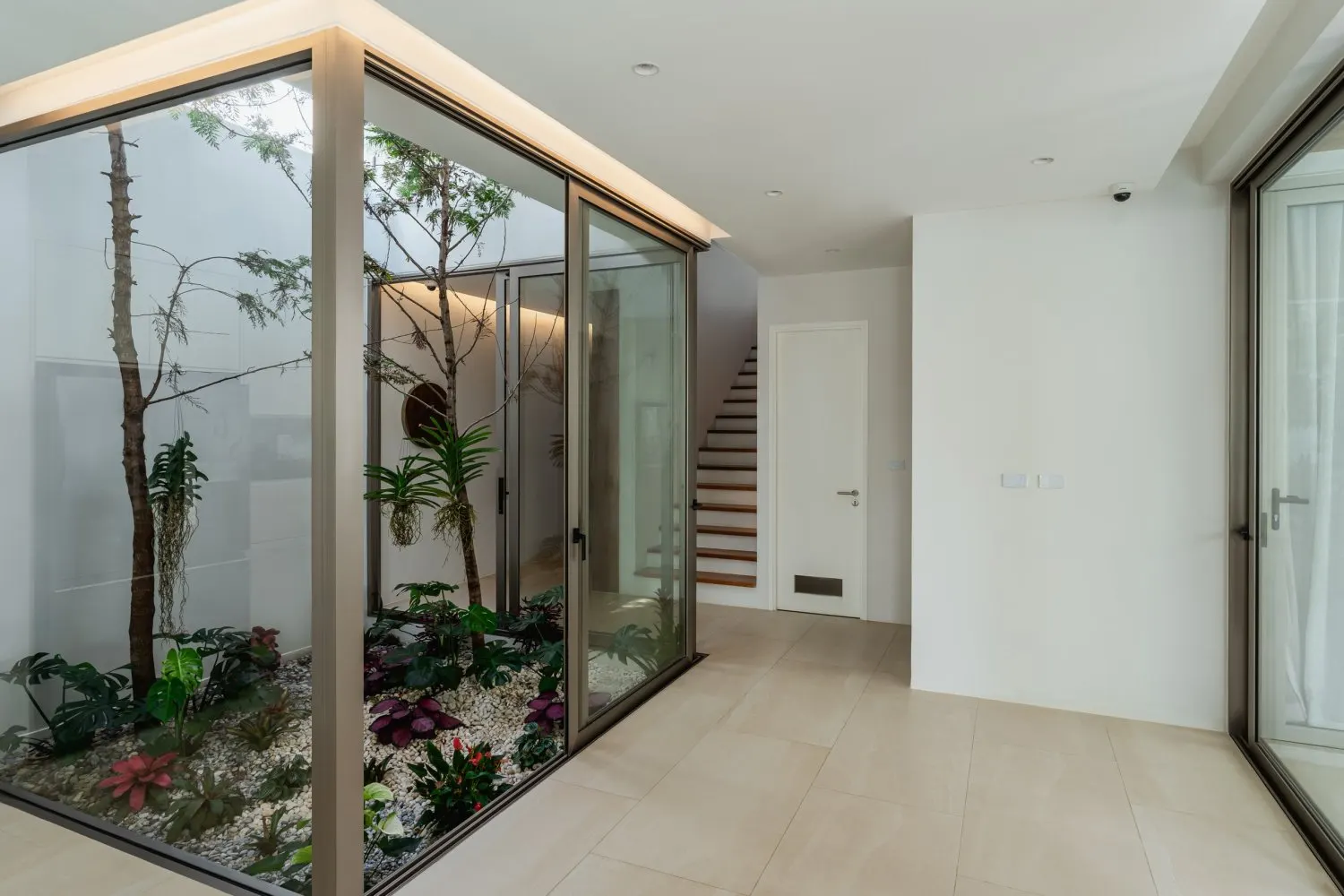 Property image - full photo 41
