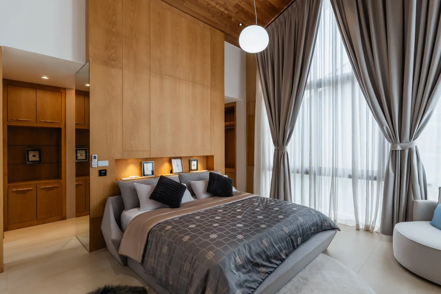 Property image - full photo 15