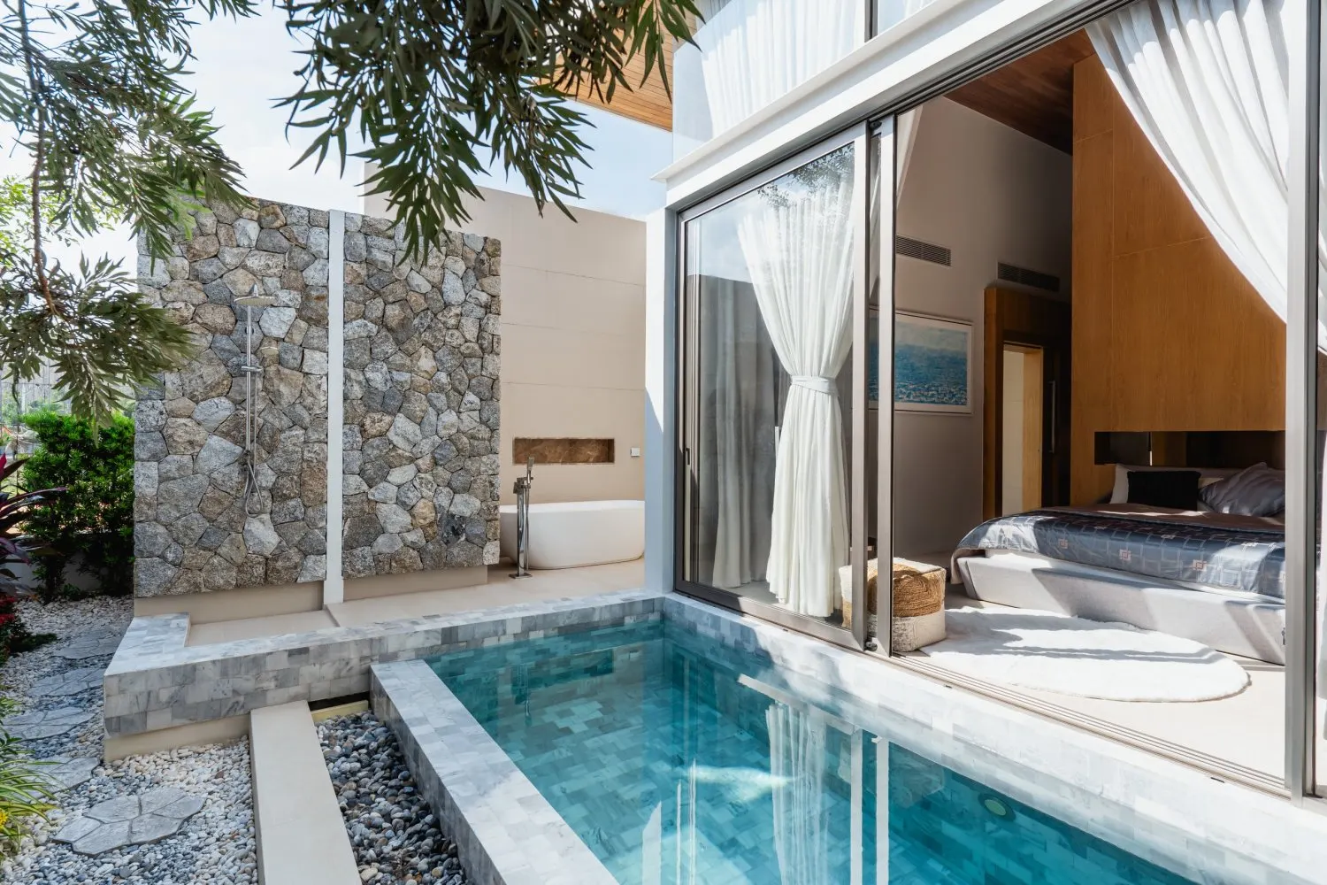 Property image - full photo 5