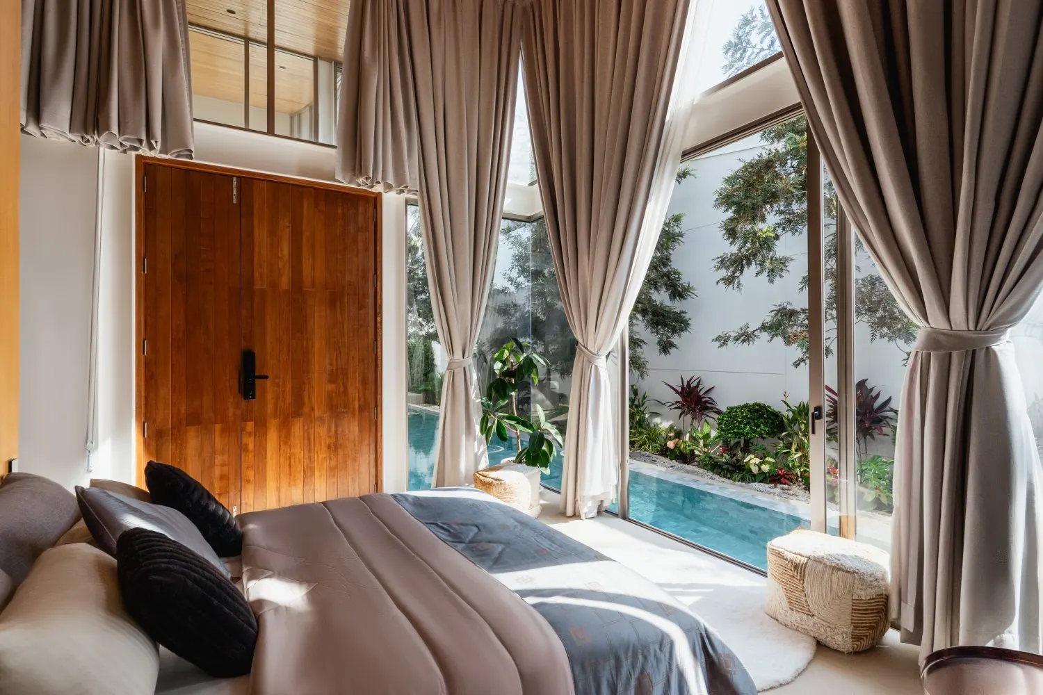 Property image - full photo 48