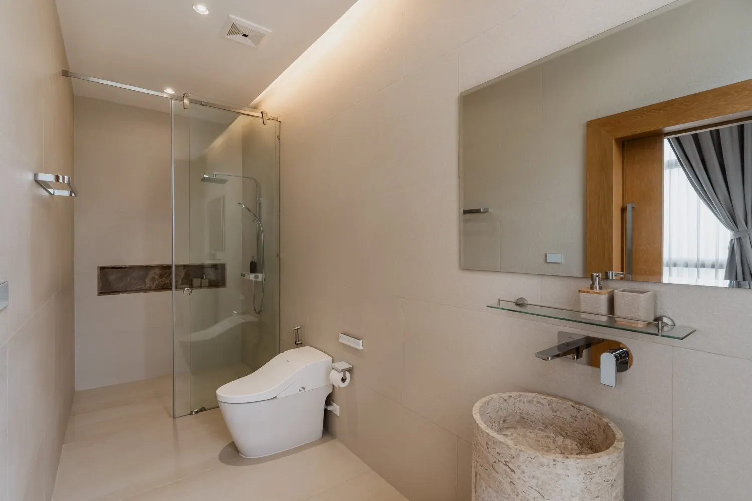 Property image - full photo 23
