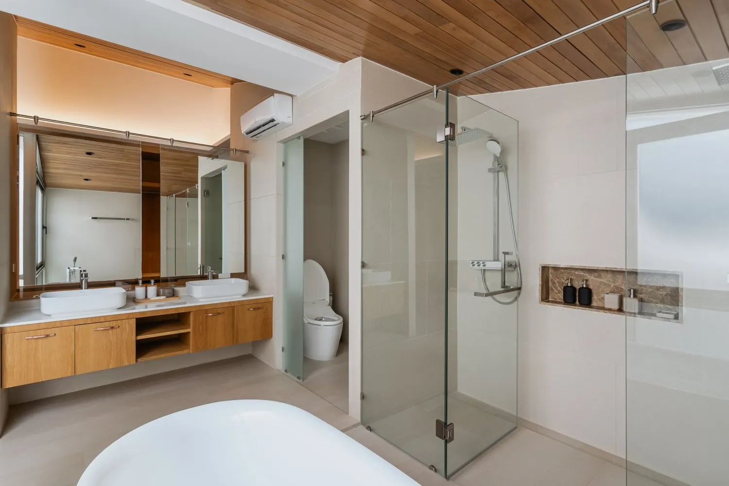 Property image - full photo 28