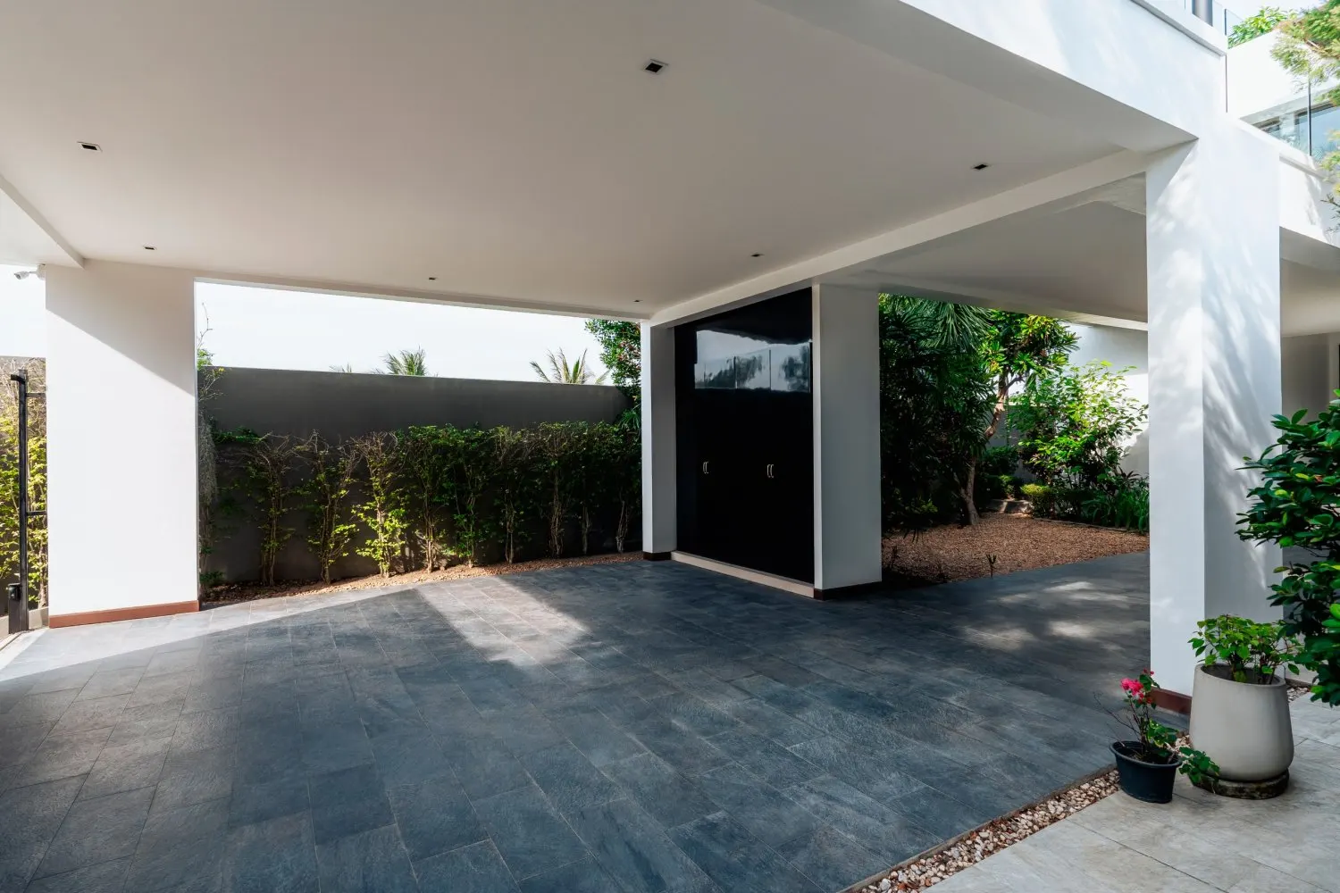 Property image - full photo 35