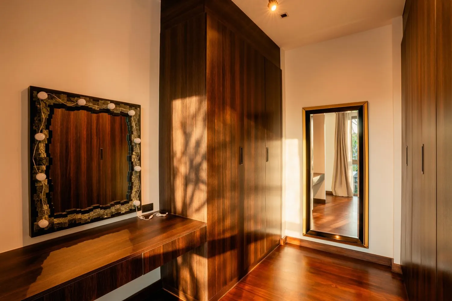 Property image - full photo 43