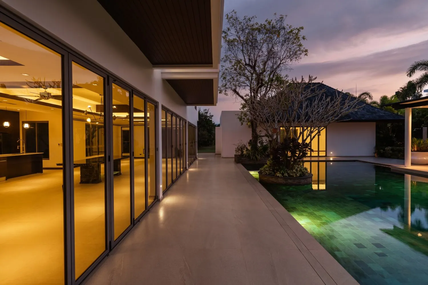 Property image - full photo 46