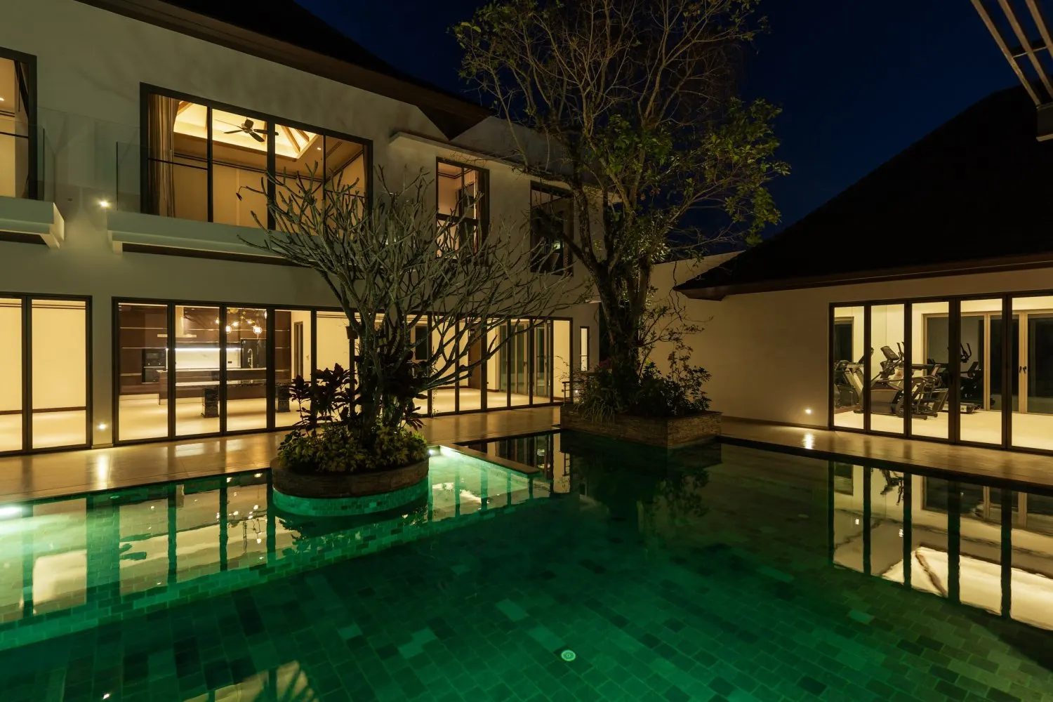 Property image - full photo 48