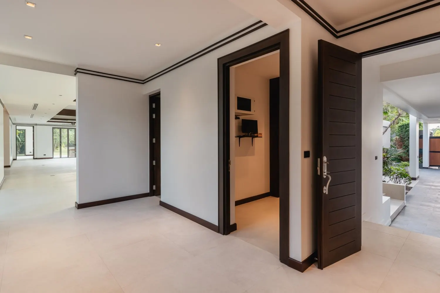 Property image - full photo 18