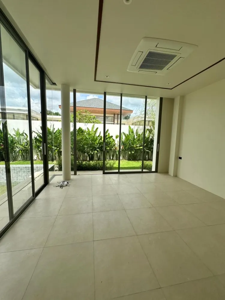 Property image - full photo 4