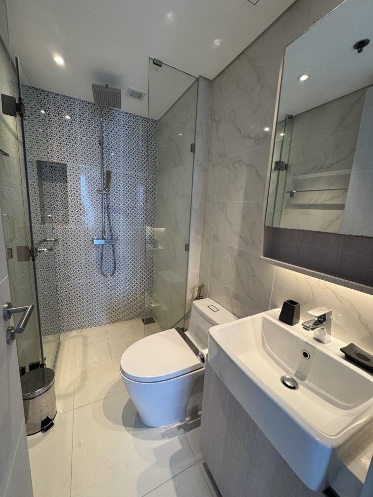 Property image - full photo 10