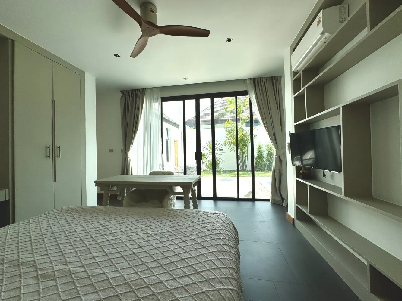 Property image - full photo 24