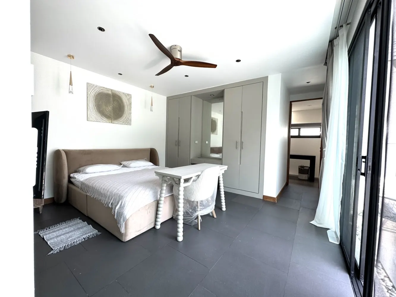 Property image - full photo 25