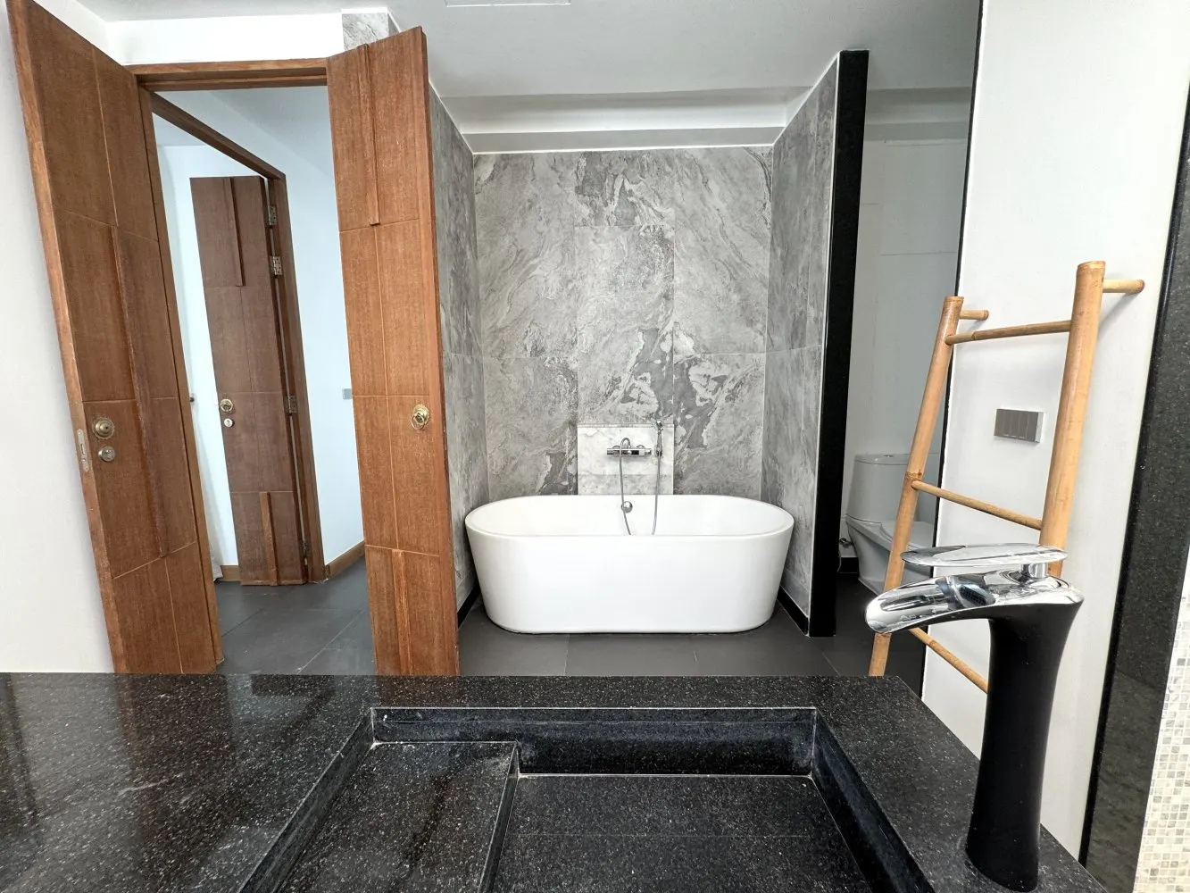 Property image - full photo 21