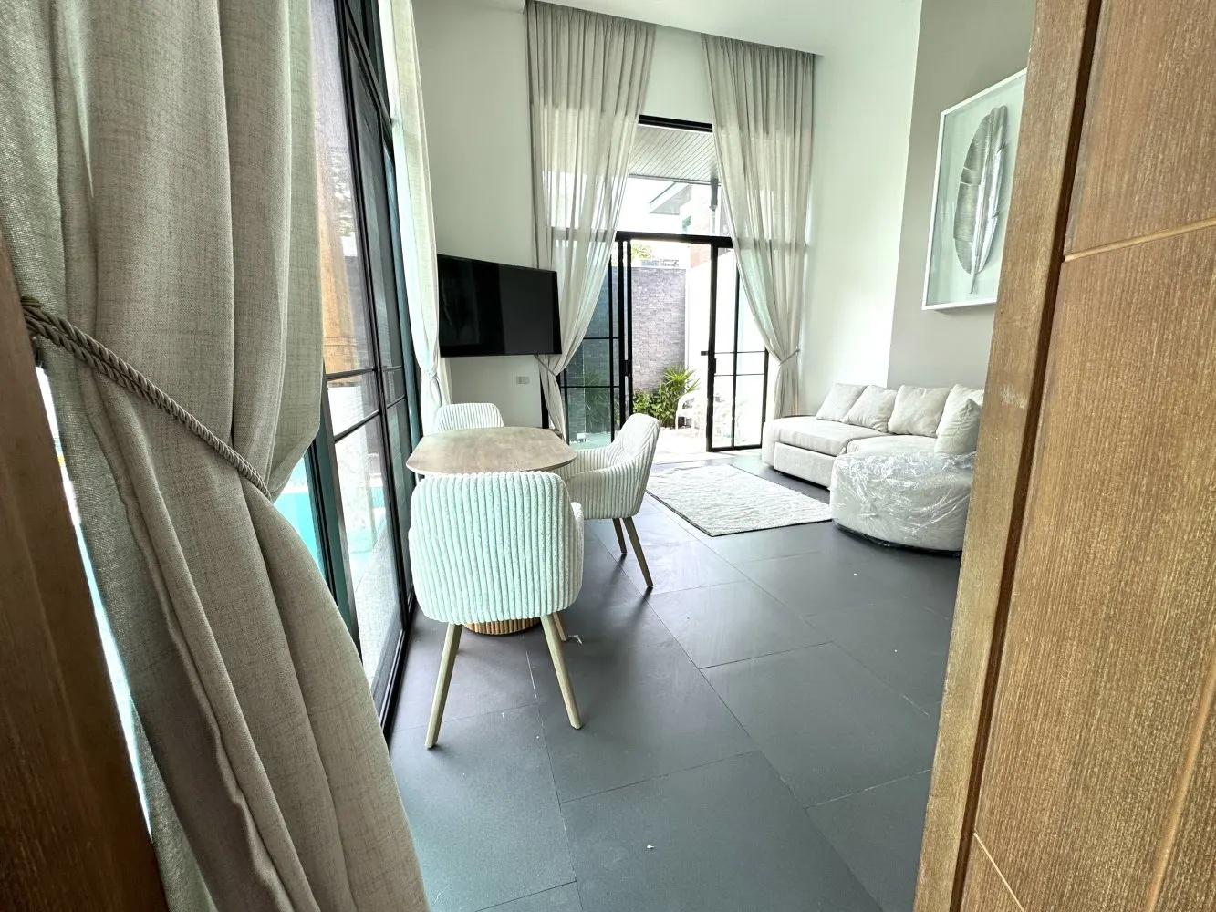 Property image - full photo 26