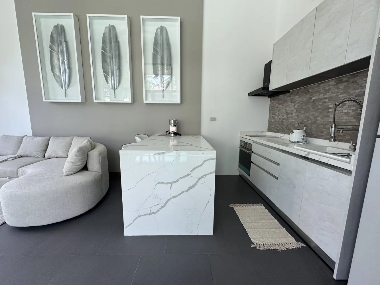Property image - full photo 14