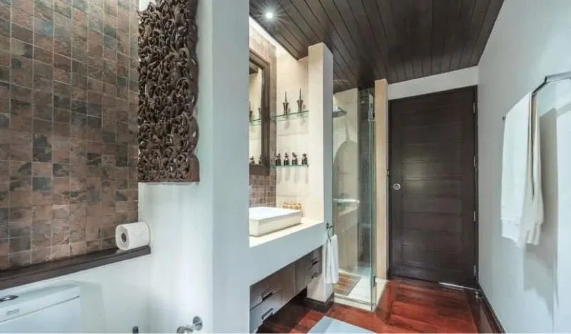 Property image - full photo 5