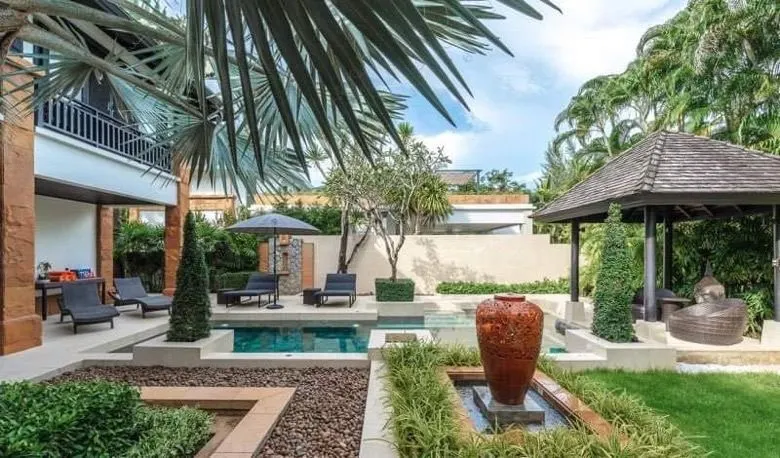 Property image - full photo 2