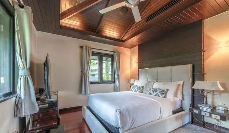 Property image - full photo 9