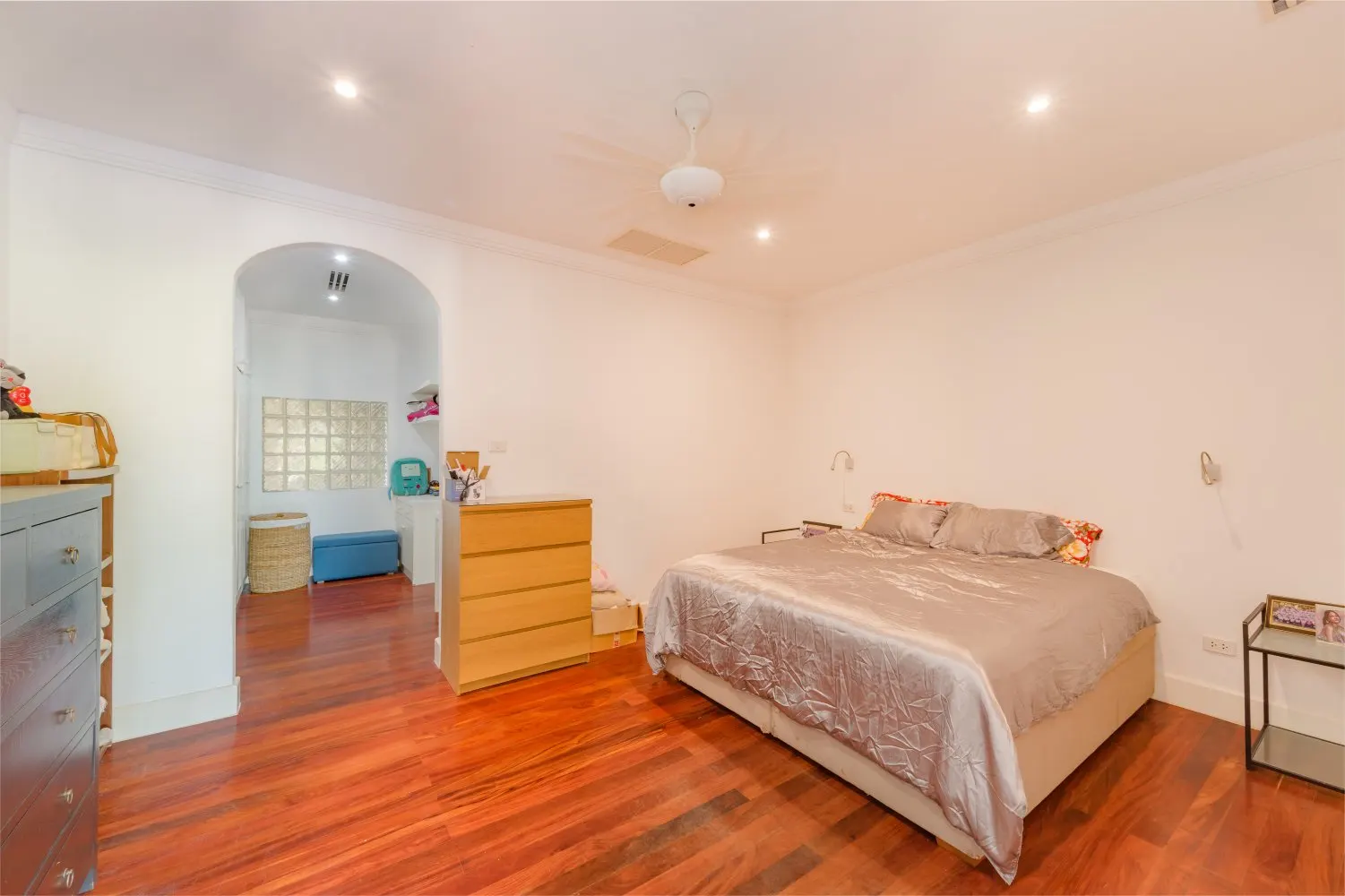 Property image - full photo 20