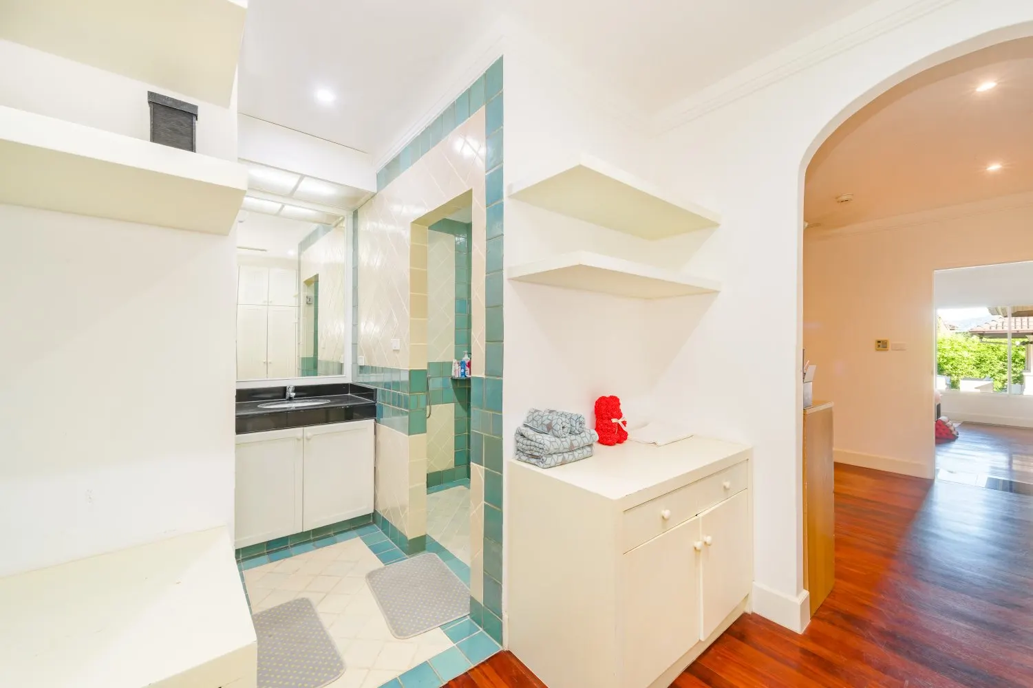 Property image - full photo 22