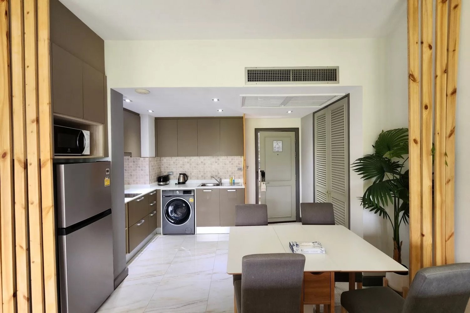 Property image - full photo 7