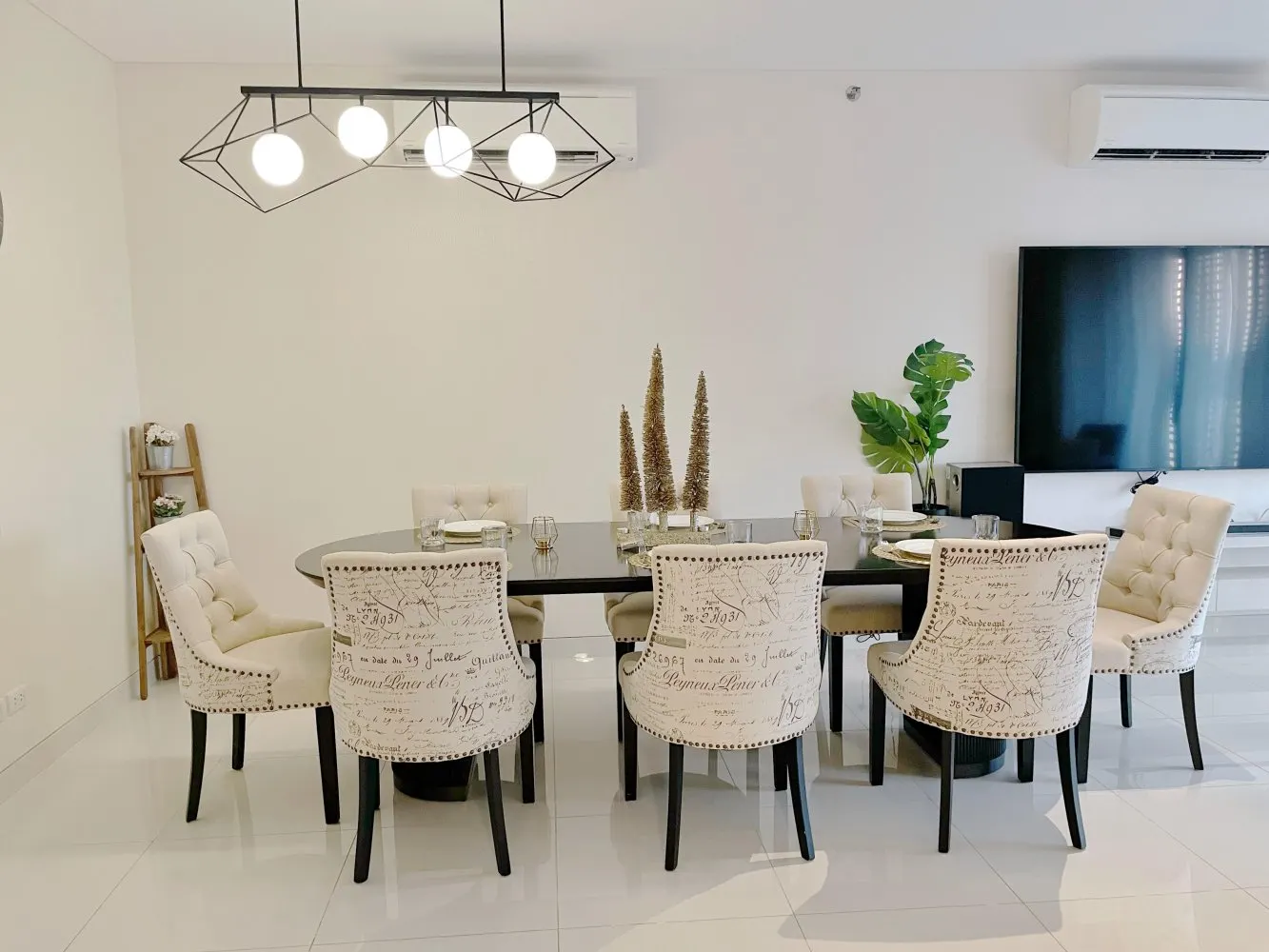 Property image - full photo 8