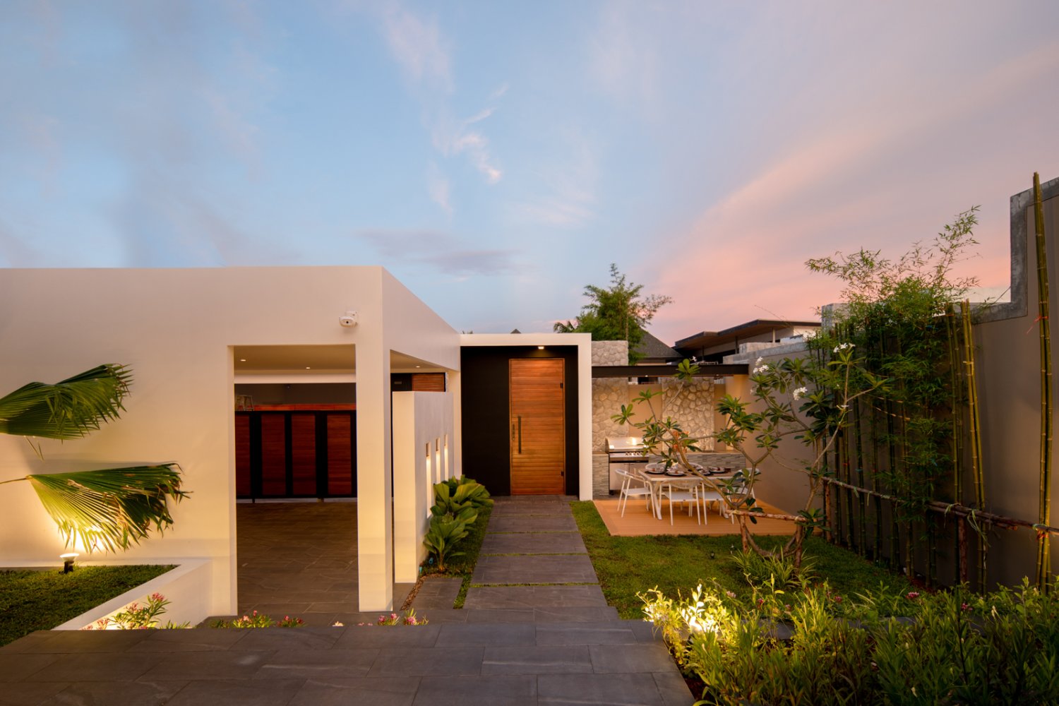 Property image - full photo 28