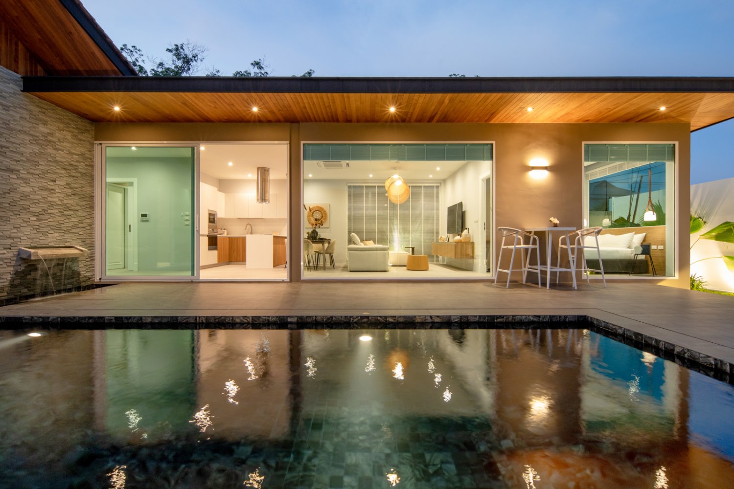 Property image - full photo 22