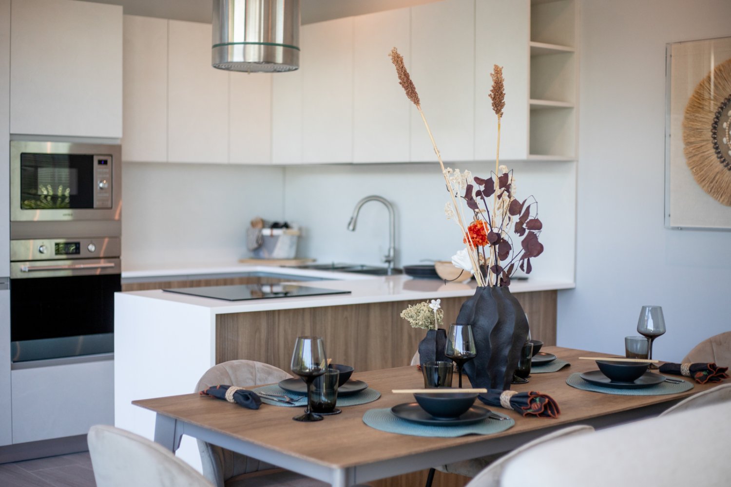 Property image - full photo 4