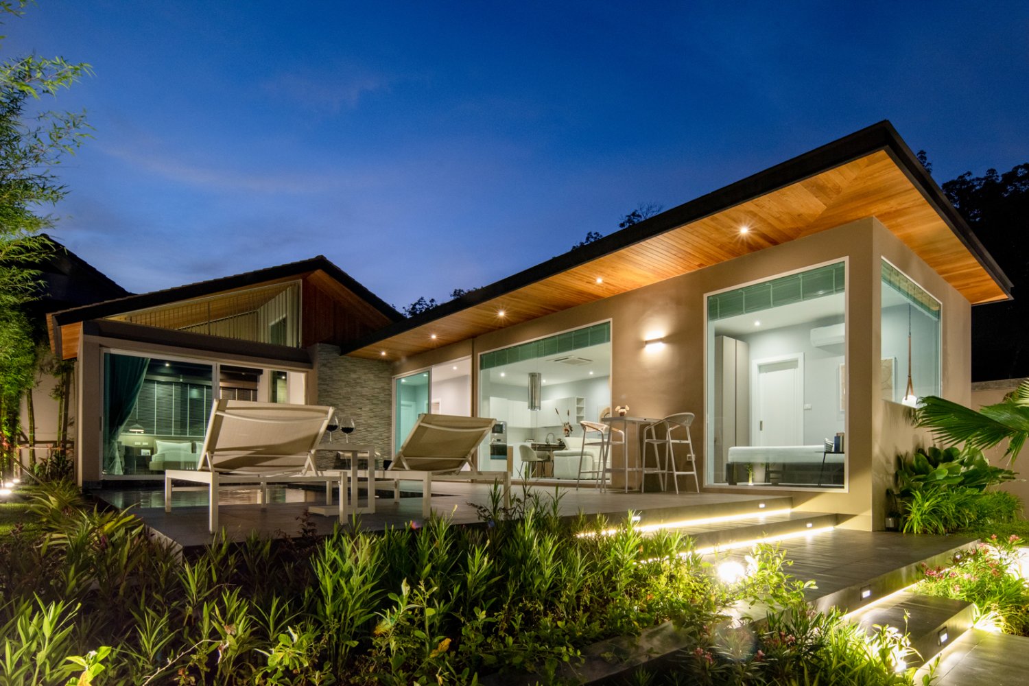 Property image - full photo 30
