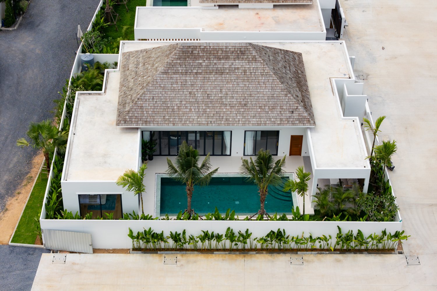 Property image - full photo 1
