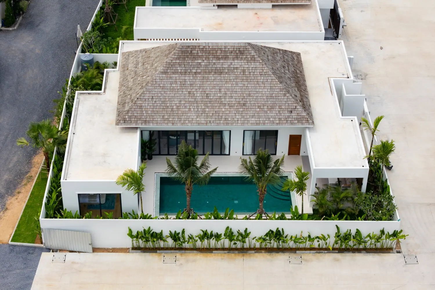 Property image - full photo 31