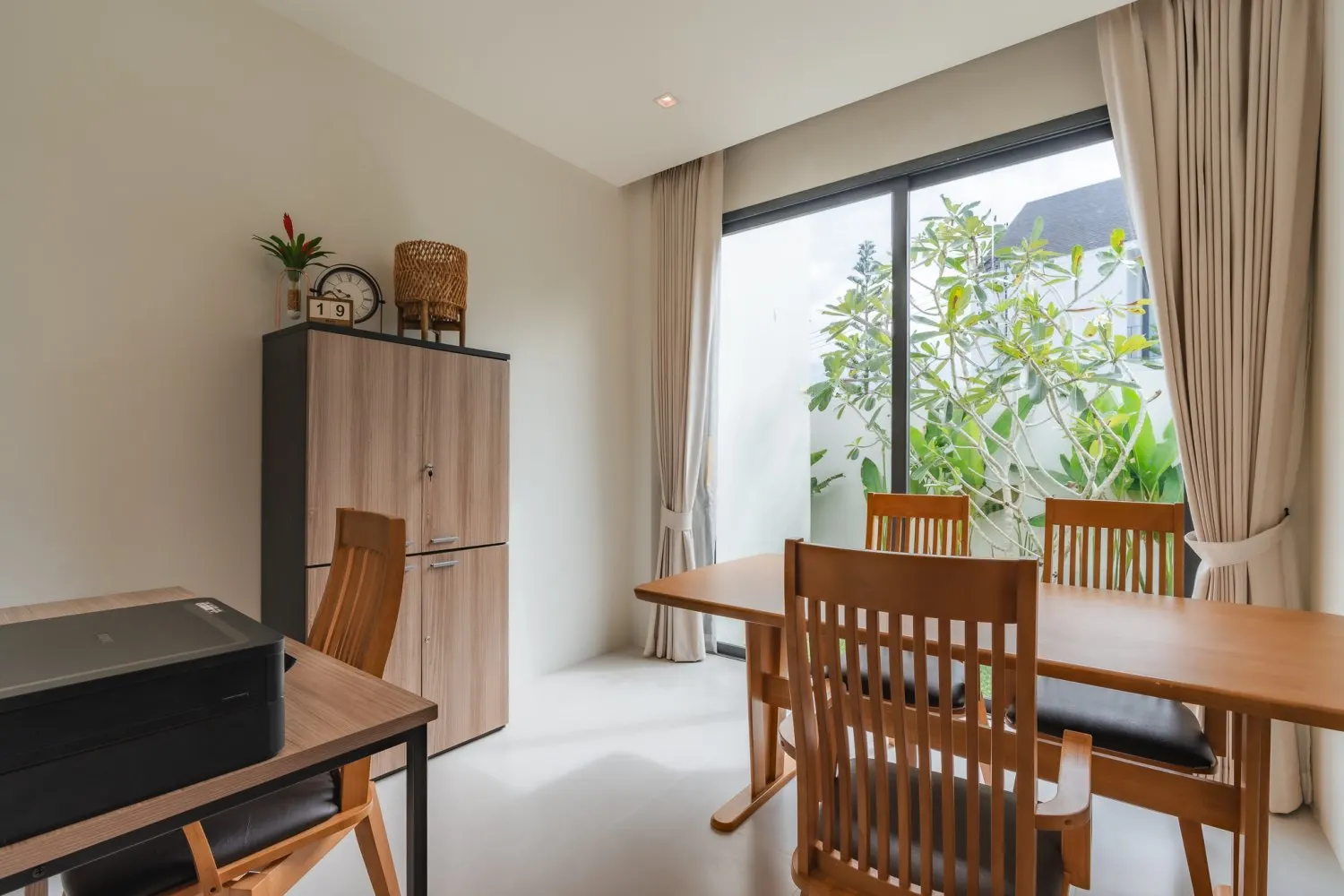 Property image - full photo 29