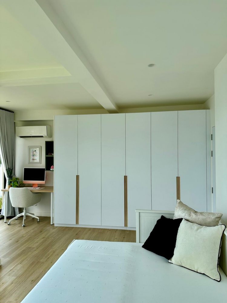 Property image - full photo 9