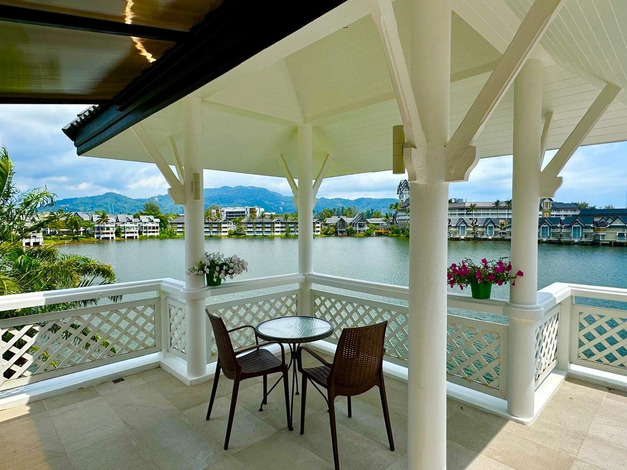 Property image - full photo 16