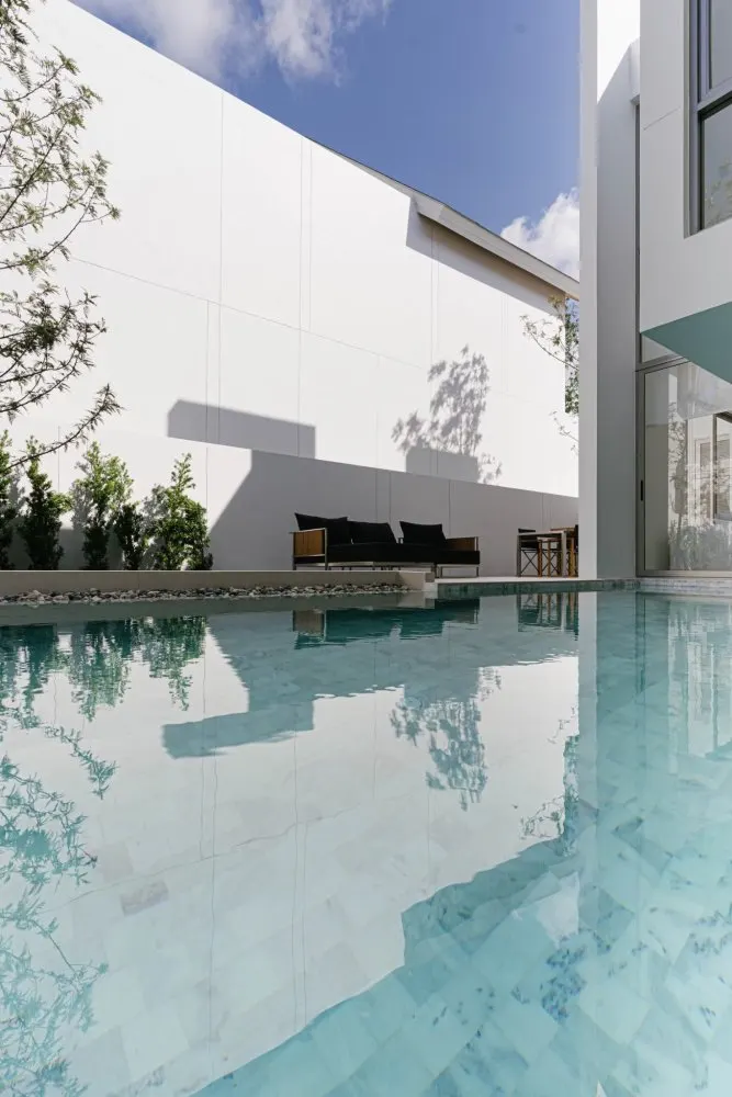Property image - full photo 21