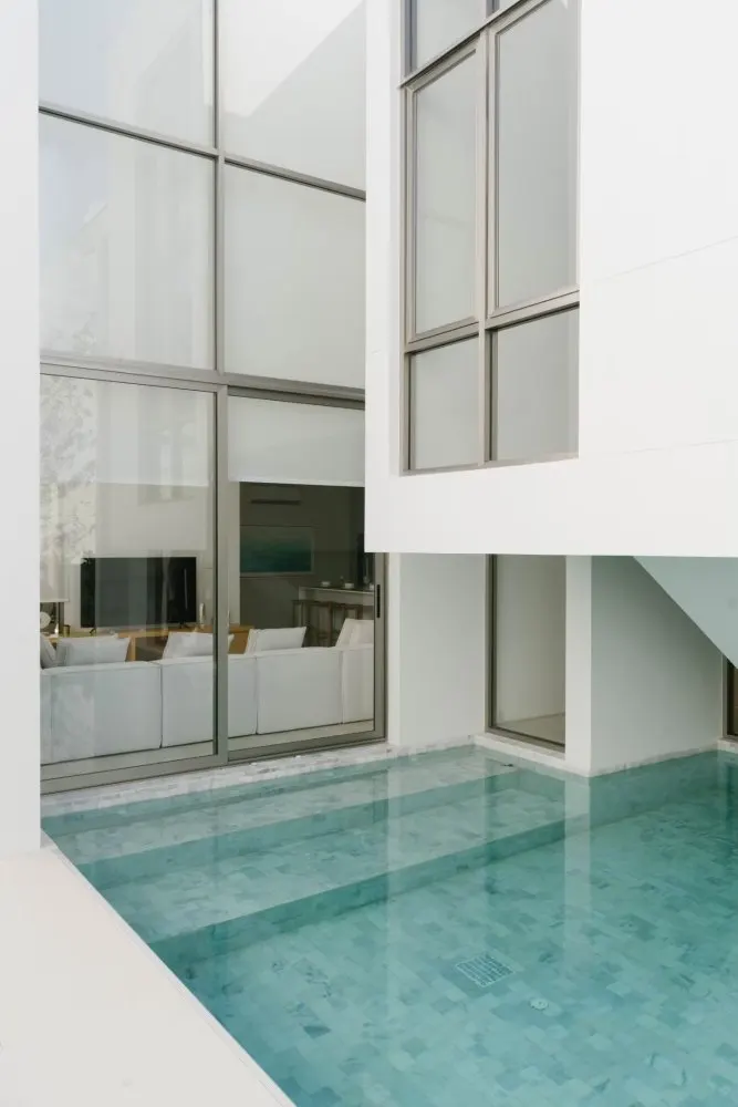 Property image - full photo 3