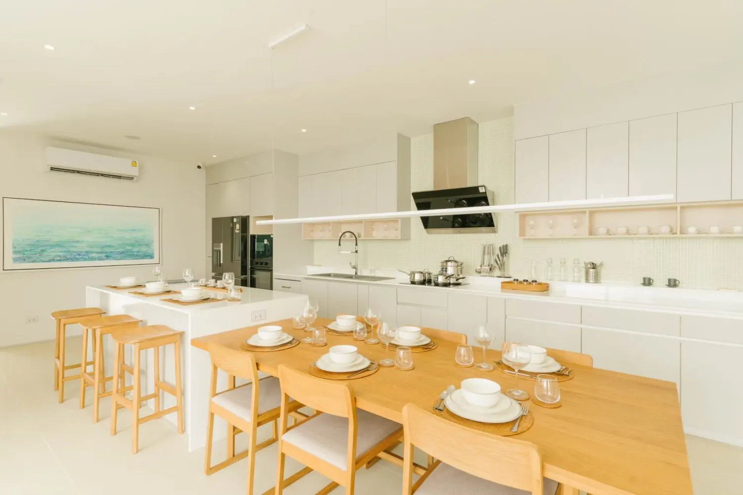 Property image - full photo 5